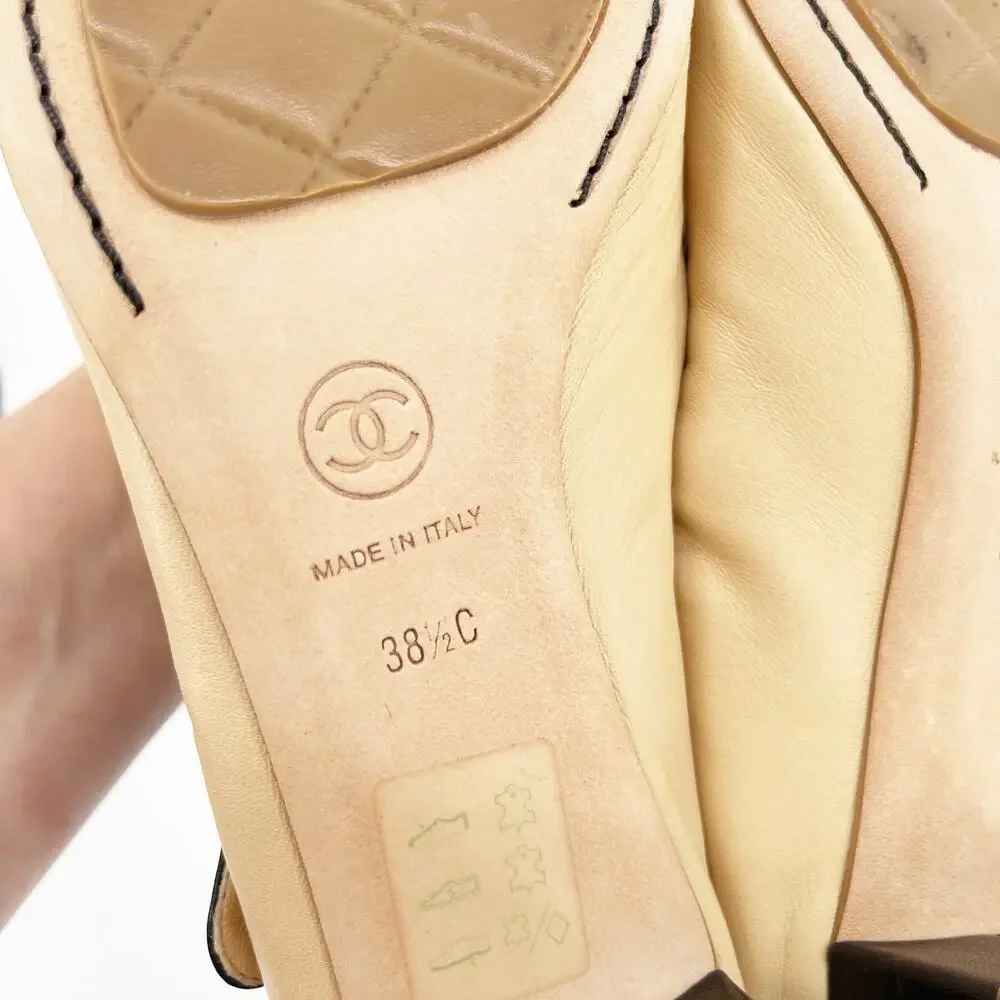 Chanel Retro y2k Beige & Black CC Cap Toe Leather Mary Jane Strap Heels EU 38.5